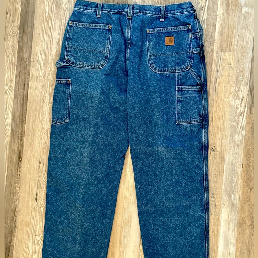 38-30 Carhartt - very warm! Fleece lined. Like new